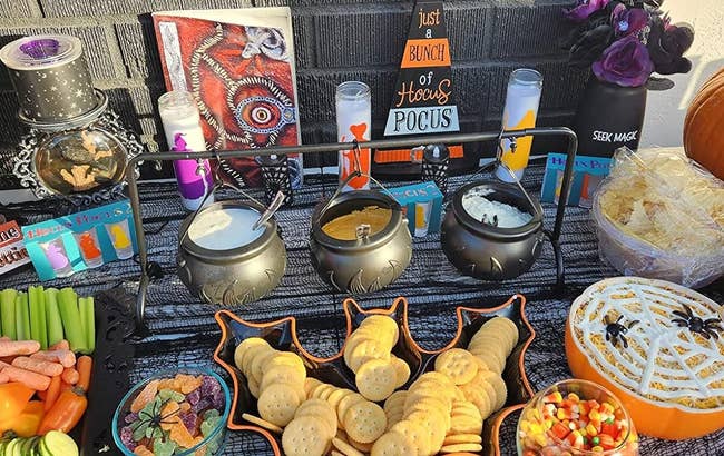 If You’re Throwing A Halloween Bash This Year, You Need These 26 Party Decor Ideas
